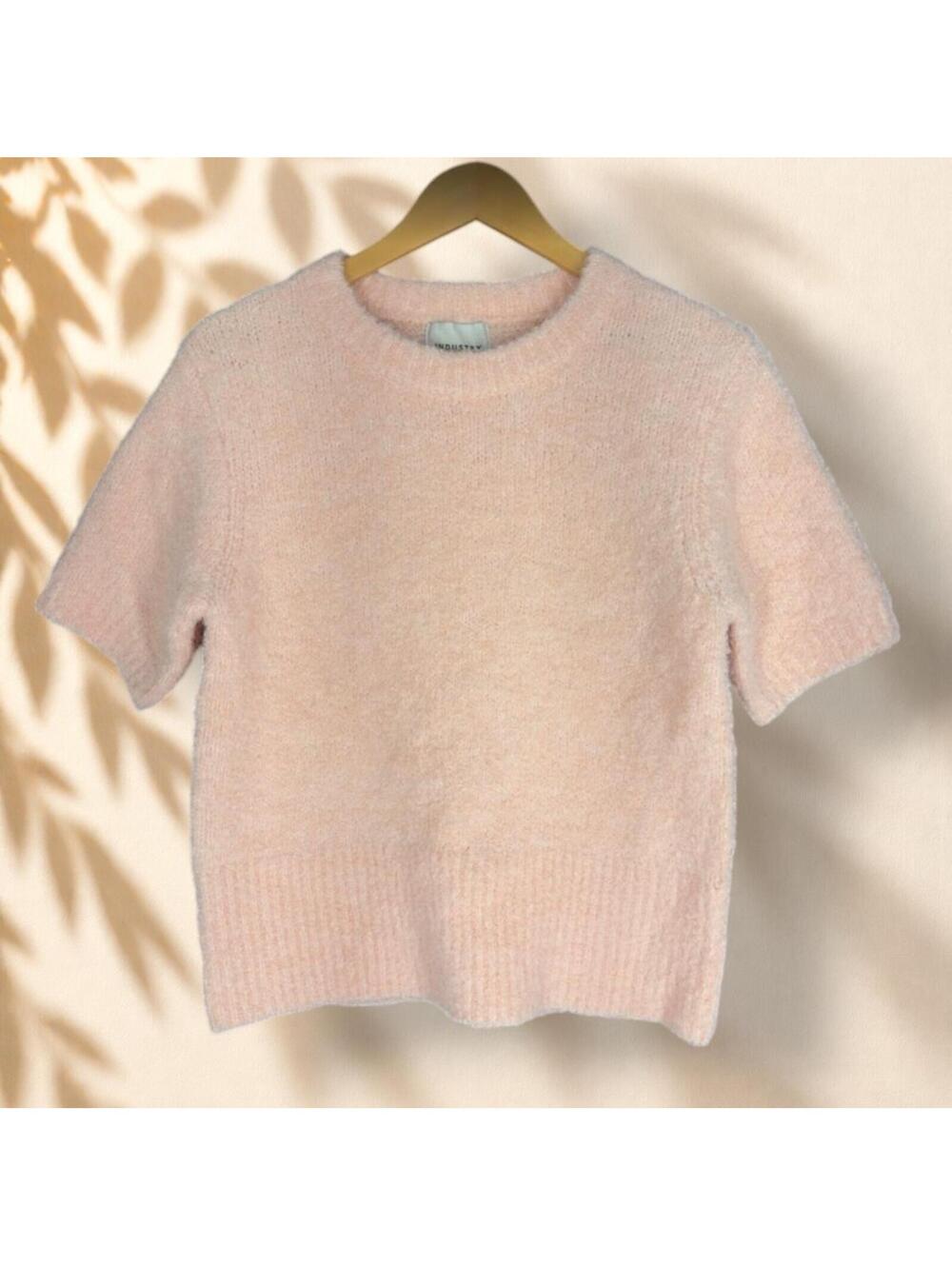 Industry Knit Top Women M Medium Pink Short Sleeve Crew Neck Wool Casual Solid